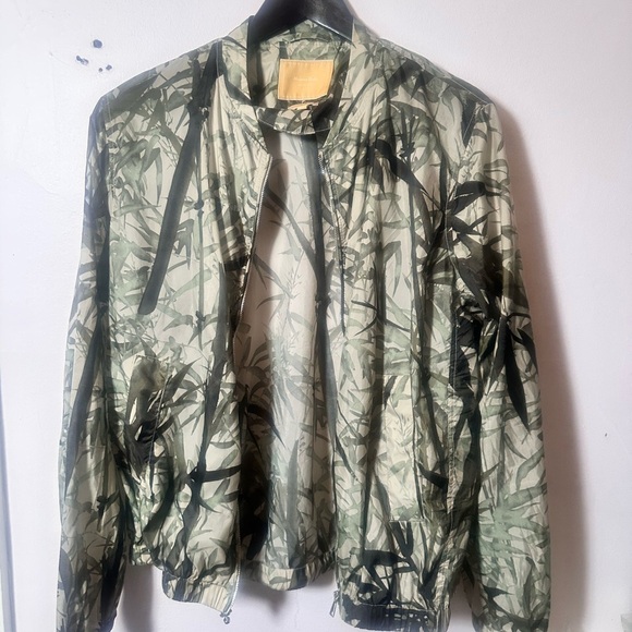 Jackets & Blazers - Massimo Dutti Lightweight Palm Fronds Jacket
Size: M
